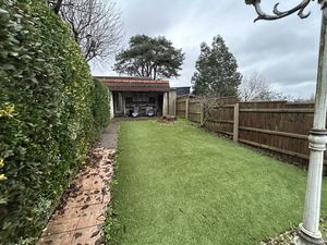 Photo 6- click for photo gallery